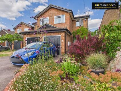 St Vincents Way, Potters Bar