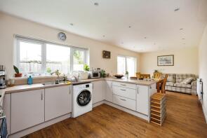 70, Roman Road, Neath SA10 9LH