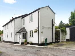 Black And White Cottage, Road Past Byways, Smallridge EX13 7LY