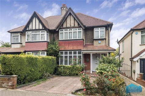 Leicester Road, Barnet, EN5