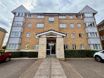 St Leonards Close, Grays