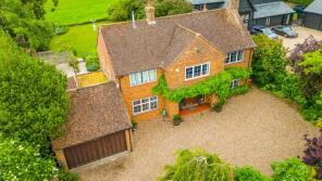Hall Farm House, Village Street, Hitchin SG4 7PN