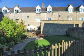 2, The Row, High Street, Badminton GL9 1AU