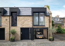 33, Hill Street North Lane, New Town, Edinburgh EH2 3LQ