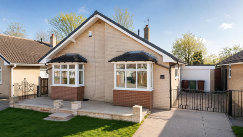 Katrina Grove, Featherstone