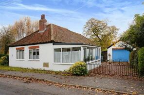 Crossways, Mulberry Road, Claxby, Market Rasen LN8 3YS