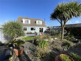 Spindrift, The Crescent, Widemouth Bay, Bude EX23 0AD
