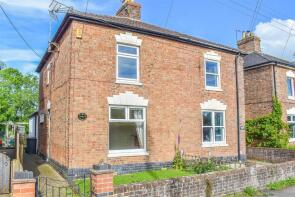 Denebank, Corner House To Primrose Cottage, Purton, Berkeley GL13 9HP