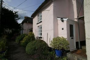 3, The Weeches, Road Heading South To Washfield, Tiverton EX16 9RA