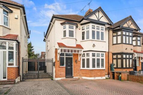 Broadmead Road, Woodford Green, IG8