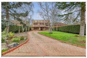 Oak Cottage, Homestead Road, Ramsden Bellhouse, Billericay CM11 1RP