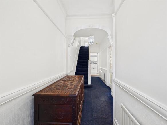 CAM01419G0-PR0122-STILL010.jpg