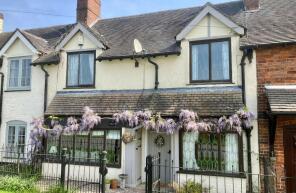 Parkview, Tatenhill Common, Rangemore DE13 9RS