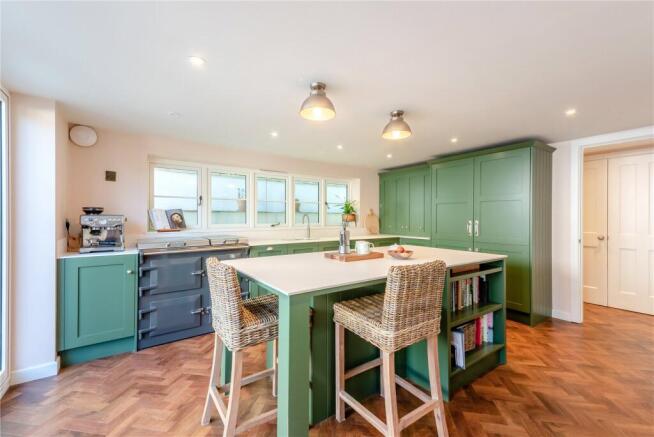 Kitchen/Breakfast