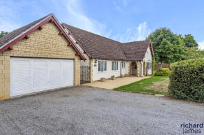 31, Vanbrugh Gate, Broome Manor, Swindon SN3 1NQ