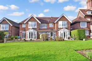 Flat 12, Batworth Park House, Arundel Road, Arundel BN18 9PG