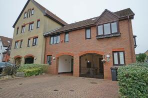 16, Carbis Close, Portsmouth PO6 4TW