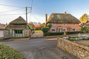 The Old Thatch, Peach Hill Lane, Winchester SO21 2PR