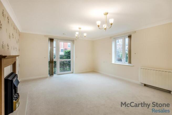 8679281-interior09.jpg