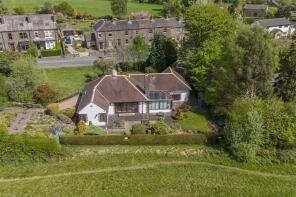 Oak Gates, Village Street, Norwood Green, Brighouse HX3 8QG