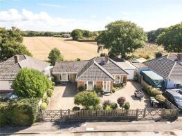 6, Mallard Close, Lymington SO41 0FH