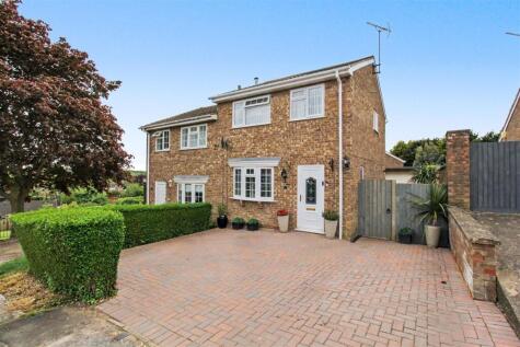 NN14 Nelson Drive, Rothwell, Kettering