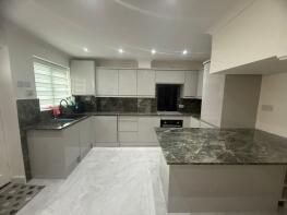 16, Eagle Close, Waltham Abbey EN9 3NA