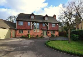 5 Claydon Hall, Morgan Kirbys Garden, Faversham ME13 0LG