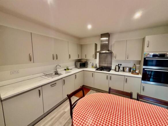 Dining Kitchen