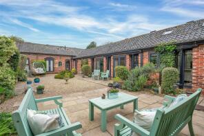 4 Low Barn, Bakers Lane, Nottingham NG13 0GF