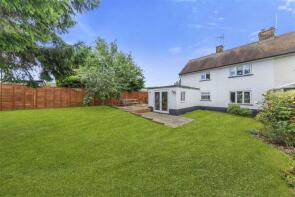 22, Westfields, Wellingborough NN9 5BQ