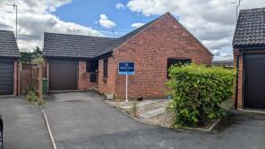 8, Blacksmiths Close, Evesham WR11 7UP