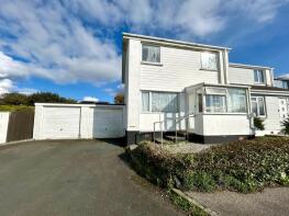 48, Tregellas Road, Mullion TR12 7DX