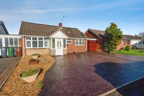 Colliers Close, Summer Hayes, Willenhall, WV12