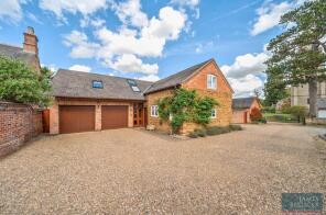46b Orchard Barn, Church Street, Leicester LE7 9AE