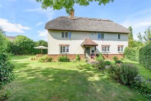 Dolls Cottage, Woodcutts Lane To Lodge Road - Lane, Wimborne BH21 4JN