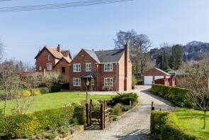 Mayfield, Harthill Road, Burwardsley, Chester CH3 9NU