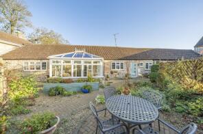 2, Manor Barns, Main Street, Grantham NG32 3LX