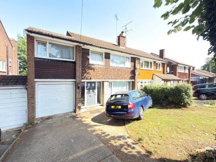 Lime Avenue, L&D Borders, Luton, Bedfordshire, LU4 0EF