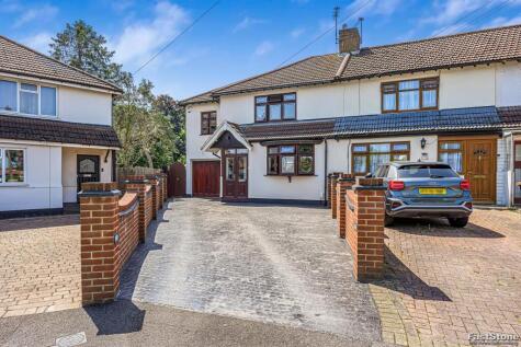 Mead Crescent, Chingford