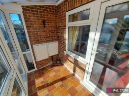 83, Pollards Fields, Knottingley WF11 8TB