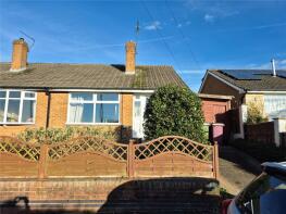 4, Newlands Crescent, Alfreton DE55 5TX
