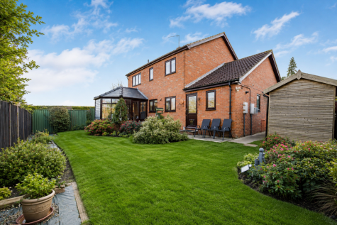 Mayern Close, Leominster, Herefordshire, HR6 8PU