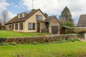 Cullompton, Street From Wigginton To Hook Norton, Banbury OX15 4LE