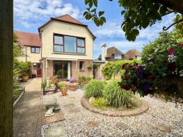 8, Gatehouse Close, Bexhill-on-sea TN39 3DJ