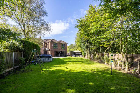 The Grove, Flixton, Manchester, M41