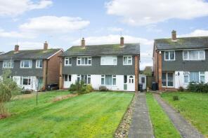 13, Green Court, Bridge CT4 5LU