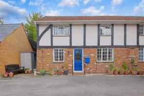 Oak Cottage, Henley Road, Henley-on-thames RG9 3AY