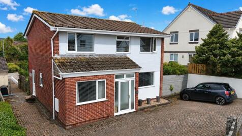 Brockstone Road, Bethel St Austell PL25