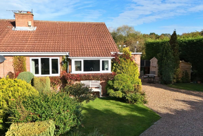 15, Bracken Hill, South Kirkby, Pontefract WF9 3SG